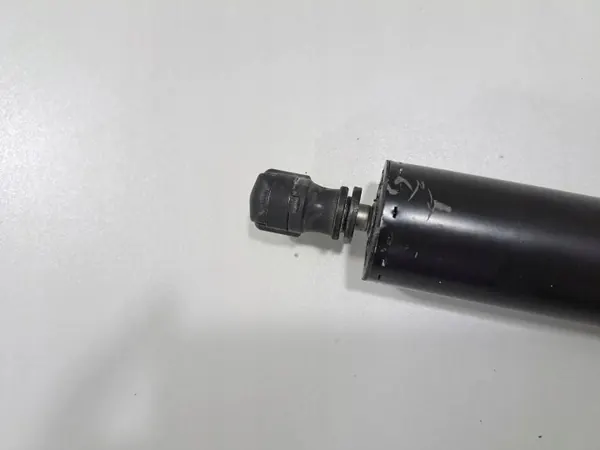 Actuador de maletero derecho OEM 5A635D4 para BMW iX image 6