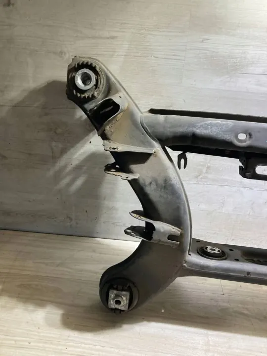 Mercedes-Benz C W204 Hinterachse OEM 2043501509 image 4