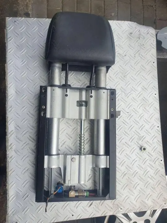 Hoofdsteun OEM 9643468680 voor Peugeot 308 CC 2.0L Diesel image 2