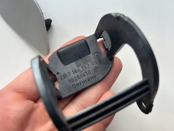 Tappo lavavetri BMW Serie 7 F01 F02 F04 2008-2012 OEM image 10