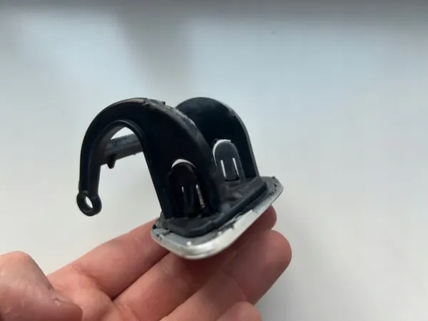 Tappo lavavetri BMW Serie 7 F01 F02 F04 2008-2012 OEM image 9