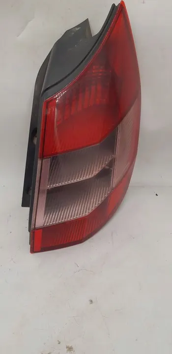 Luz trasera Renault Scenic II 8200127702 image 2