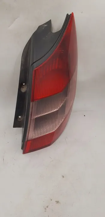 Luz trasera Renault Scenic II 8200127702 image 4