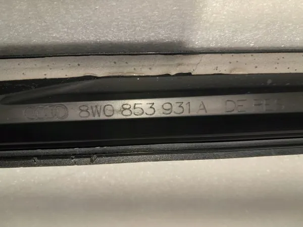 Audi A4 B9 S-Line Jupe Latérale Gauche OEM 8W0853931A image 7