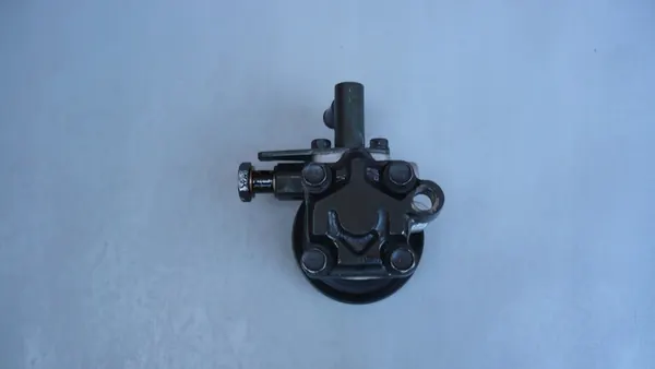 Bomba de direção assistida Hyundai Accent II 1.3i image 4