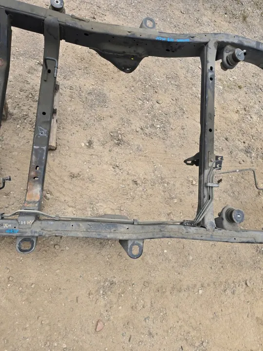Runko Hummer H3 05-10 OEM 15773960 - Käytetty image 5