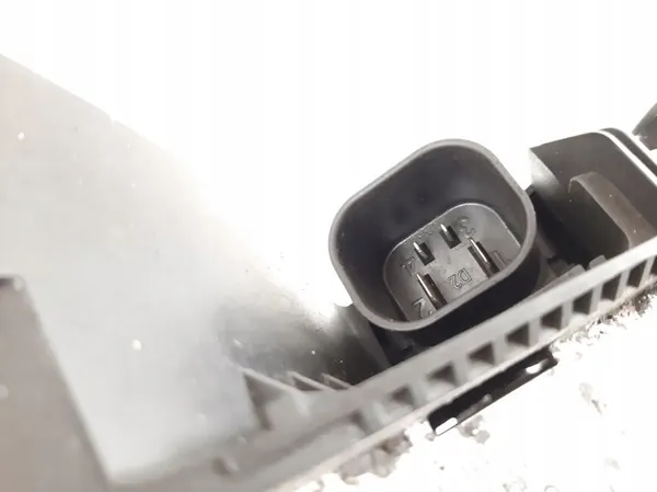 Radiador BMW 1 Series Coupe 2.0L Diesel 2008 image 3