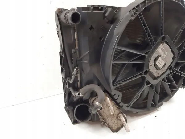 Radiador BMW 1 Series Coupe 2.0L Diesel 2008 image 8