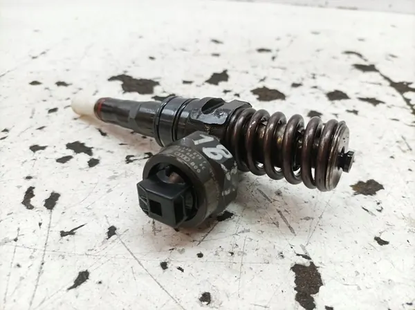 POMPOWTRYSKIWACZ VW Golf IV 1.9 TDI image 2