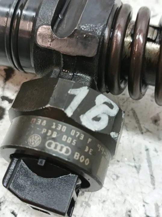 POMPOWTRYSKIWACZ VW Golf IV 1.9 TDI image 3