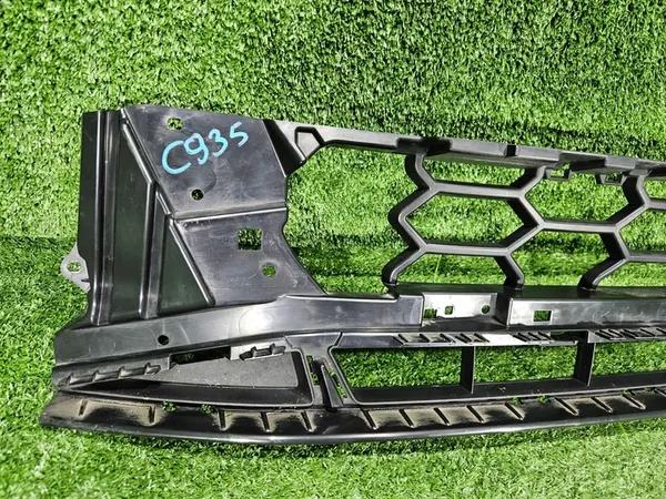 Rejilla de parachoques AUDI A4 B9 S-LINE 8W0807683F image 2