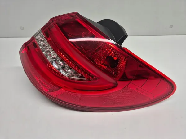 MERCEDES B-KLASSE W246 RECHTER ACHTER LED LAMP OEM image 2