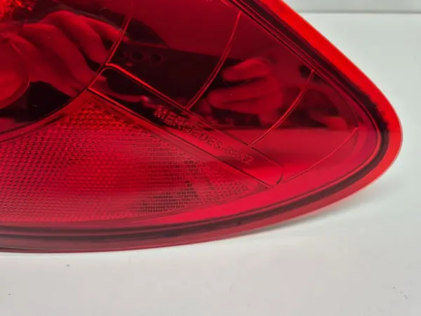 MERCEDES B-KLASSE W246 RECHTER ACHTER LED LAMP OEM image 3