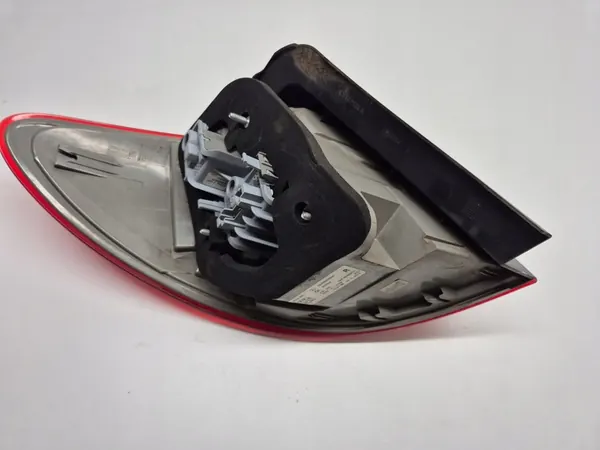 MERCEDES B-KLASSE W246 RECHTER ACHTER LED LAMP OEM image 5