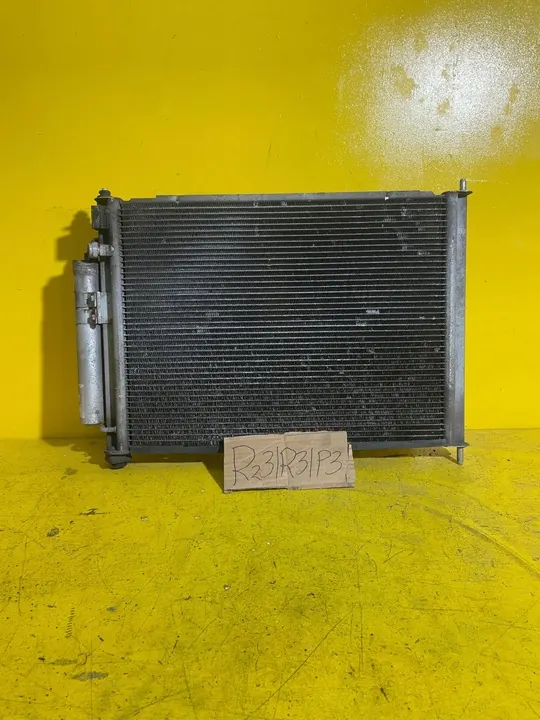 Nissan Note (E11) 2006 Radiador de agua OEM 21400BC00B image 2