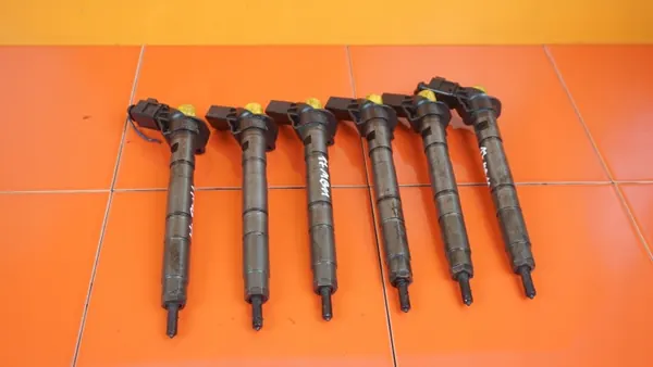 Injecteur AUDI Q7 3.0 TDI 0445115052 059130277AH image 3