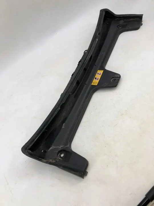 VW motorkapafwerking OEM A2545000100 - Gebruikt image 3
