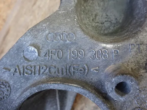 AUDI A6 C6 2.0 TDI Motorsteun 4F0199382BG image 6