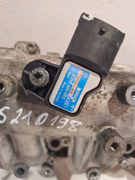 Coletor de admissão 55210198 Fiat Croma II 2.4 MJET 05- image 5