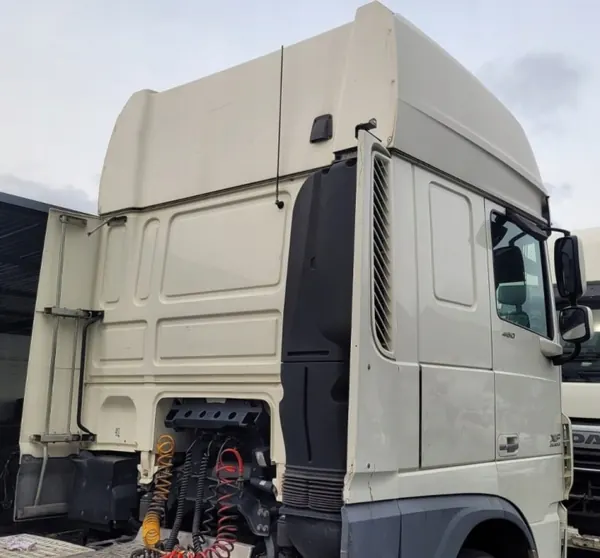 Cabina completa DAF OE para XF 106 Super Space Cab image 4