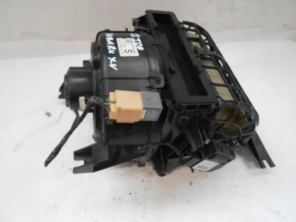 Subaru OE Kupéfilterhus Fläkt OEM 72210FJ030 image 3