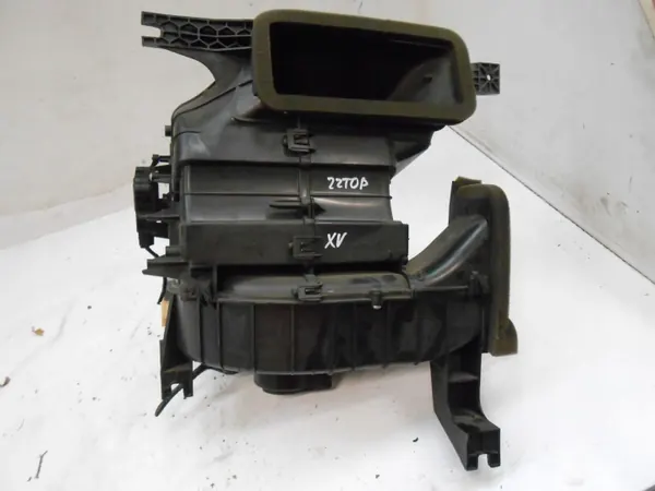 Subaru OE Kupéfilterhus Fläkt OEM 72210FJ030 image 8