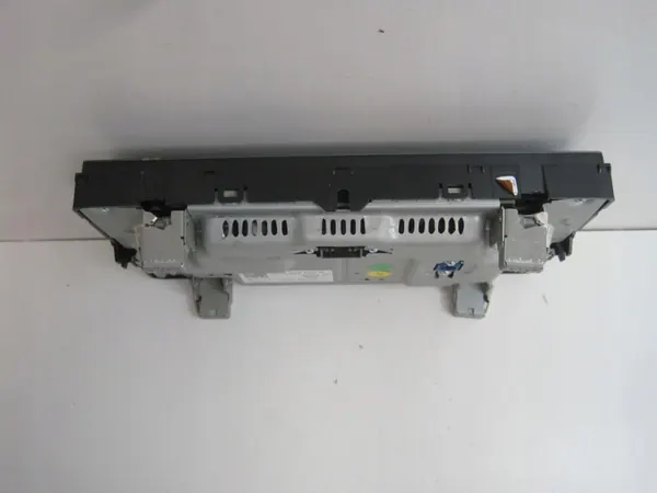 Écran navigation OEM 5NN919605B pour VW Tiguan II image 6