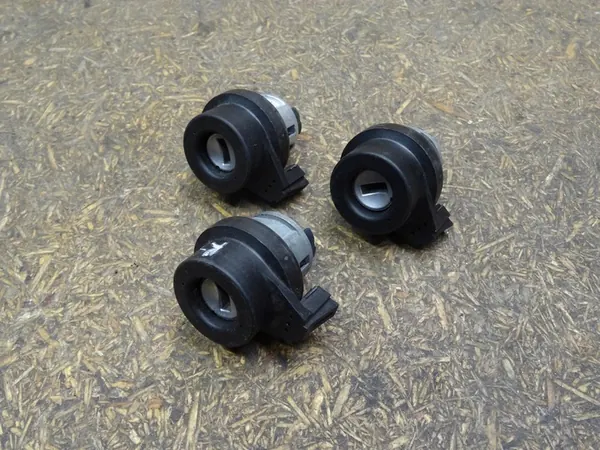 GOLF VI VII Sytytyssylinteri 8E0905855C image 5