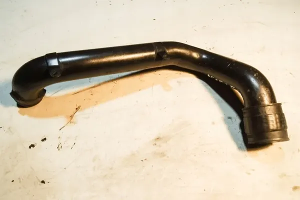 Tubo intercooler AUDI A6 1H0145834E 2.5L Diesel 2005 image 3