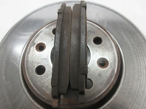 Disco de freio Bosch 0 986 478 590 Frontal Dacia Renault image 3