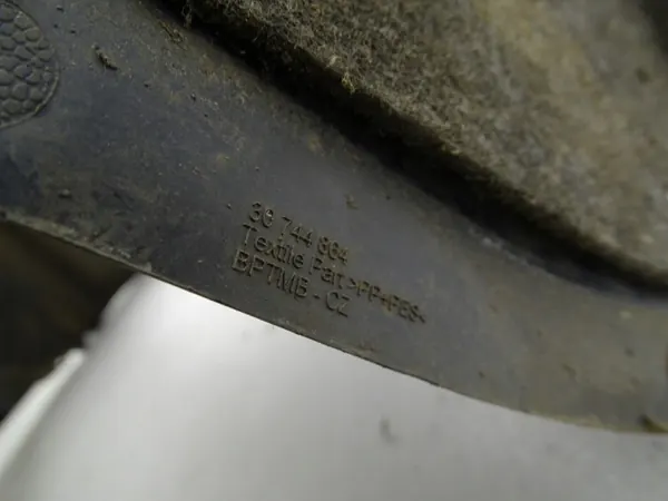 Framre höger hjulhus OEM 30744864 för Volvo image 10