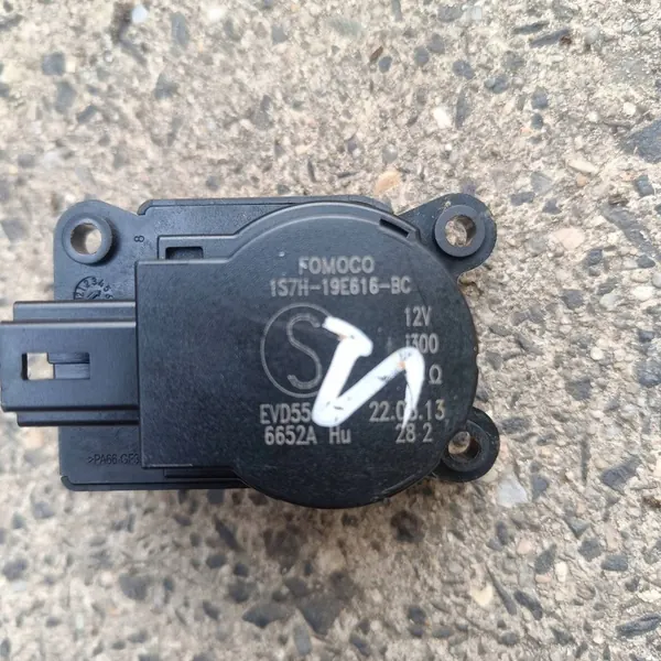 Lämmitysmootori Ford Fiesta MK7 2013 1S7H-19E616-BC image 3
