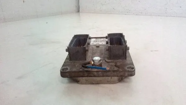 Unité de contrôle moteur Fiat Stilo 1.6 51788362 image 3