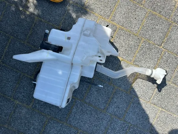 Kylvätskeutjämnare Lexus UX 2021 OEM K003 image 3