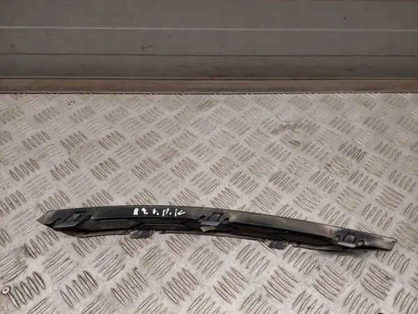 Audi Q3 8U Achterbumper Strip Links OEM 8U0807925 image 3