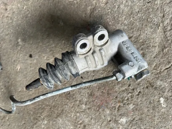 Kupplungspumpe KIA CEED III OEM KIA CEED III WYSPRĘGLIK image 7
