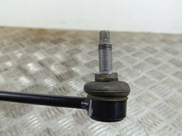OEM FOB52944 Etuvakainnivel KIA Sorentolle image 3