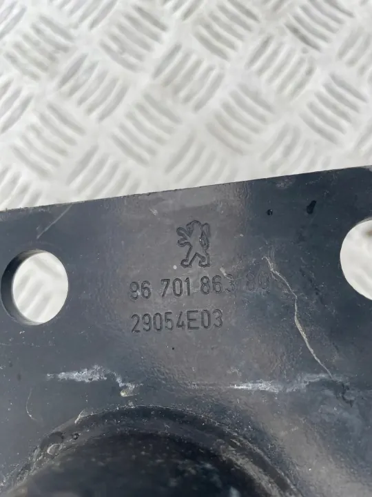 Framstötfångarbalk OEM BELKA ZDERZAKA för Citroen DS5 image 5
