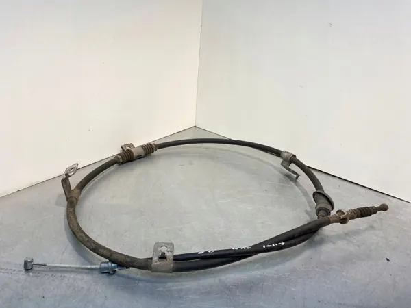 Câble de frein à main Mitsubishi FBZ23868 - Pièce OE image 2