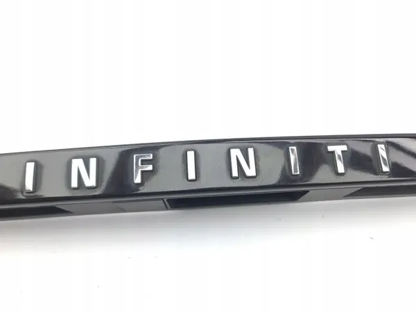 Infiniti Q30 2016 Luz de matrícula trasera OEM AMD185808 image 3