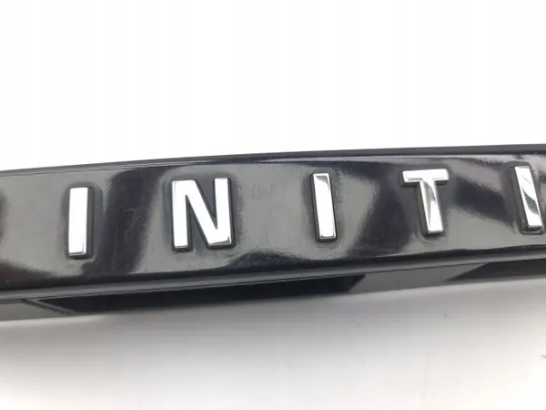 Infiniti Q30 2016 Luz de matrícula trasera OEM AMD185808 image 8
