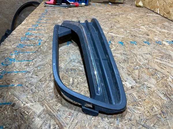 VW Polo V 6C0 Lift 14-17 Griglia Inferiore Destra Anteriore image 2