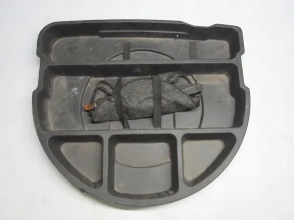 OEM 85726-1J000 Kofferraumteppich-Reparatursatz für Hyundai i20 image 2