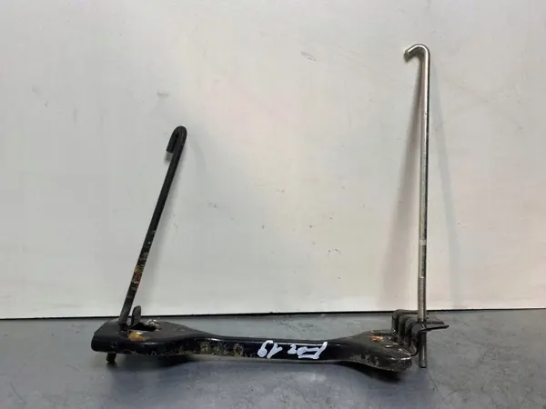 Subaru Forester SK Batterifäste OEM FBZ23422 image 5