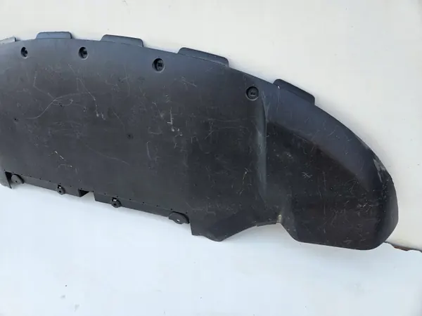 Tesla Model Y voorbumperschild OEM 1613579-00-C image 3