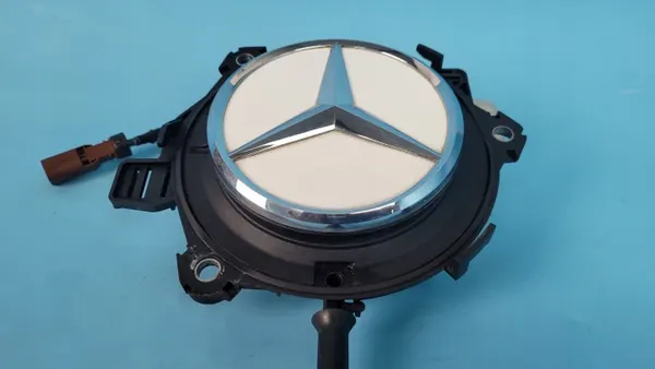 Poignée de coffre Mercedes EQA 250 OEM A0997503300 image 5