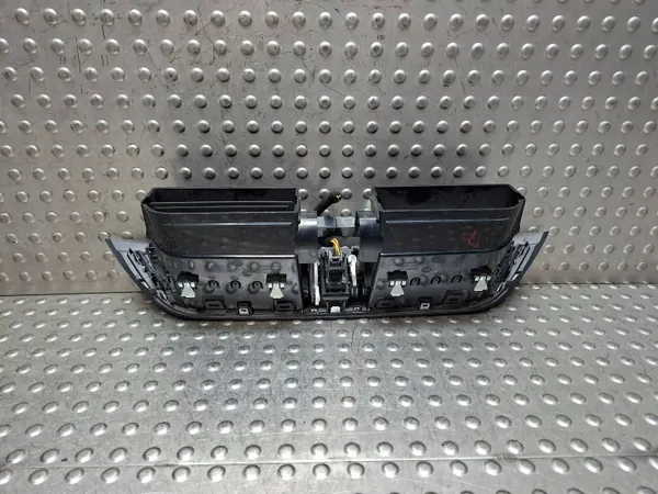Mittre ventilationsgallret OEM S25154833 Alfa Romeo Stelvio image 4