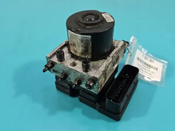 Pompe ABS OEM 062102-05644 pour Suzuki Swift MK6 image 2