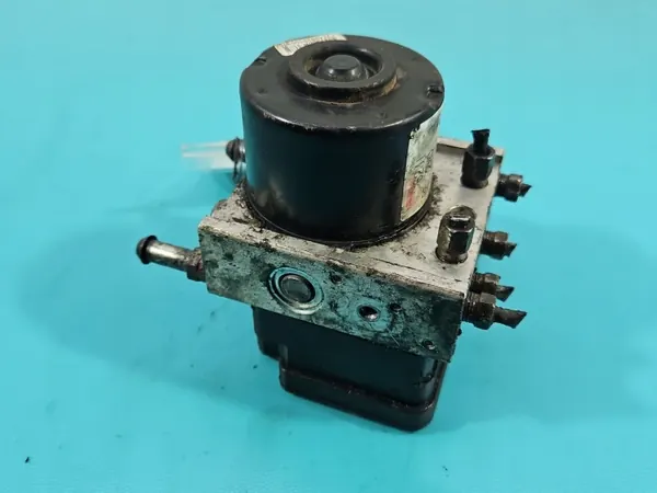 Pompe ABS OEM 062102-05644 pour Suzuki Swift MK6 image 7