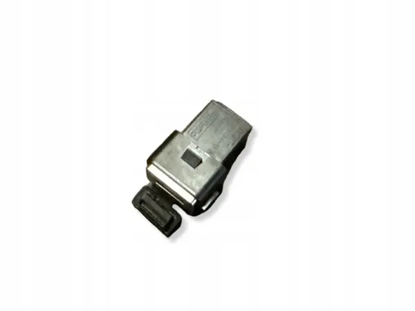 Prise USB OEM 19A164W pour Volvo V40 Cross Country image 5